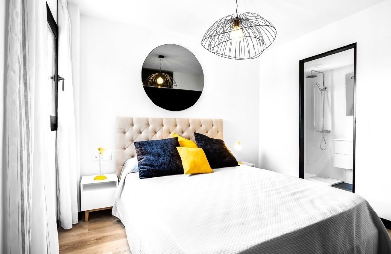 Bedroom 1 64a037c01df89