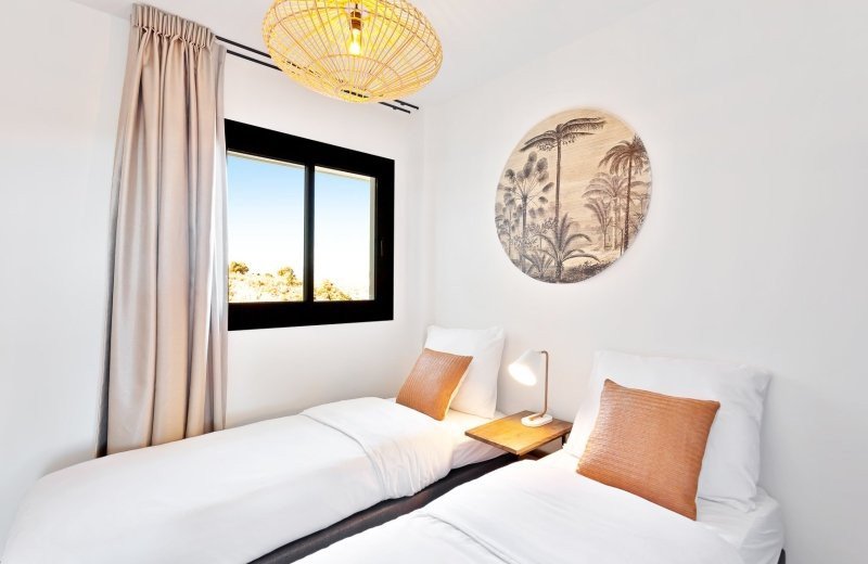 Bedroom 2 6370bd763f9c2